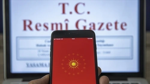 "Araçların Satış, Devir ve Tescil Hizmetlerinin Yürütülmesi Hakkında Yönetmelik"teki değişiklik Resmi Gazete'de yayımlandı. İşte açıklanan yeni kararlar...