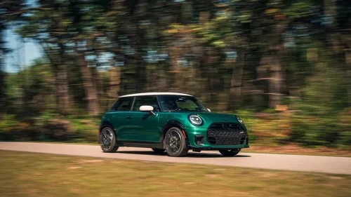 Mini Cooper 2024 Aralık Fiyatları: Benzinli ve Elektrikli Modellerin Yeni Fiyatları