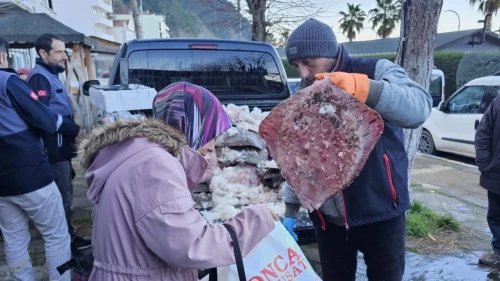 Sinop'ta Kaçak Avcılık Yapan Kişiler Yakalandı! 380 Adet Kalkan Balığı Ele Geçirildi