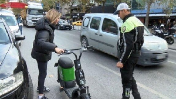 Kadıköy Bağdat Caddesi'nde Skuter Denetimi