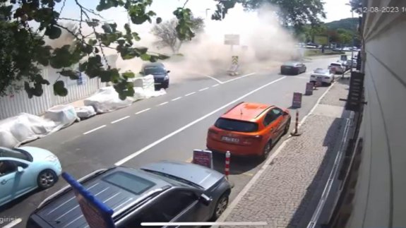 Kuruçeşme'deki 4 katlı binanın çöktüğü anlar kamerada: 1 ölü, 1 yaralı