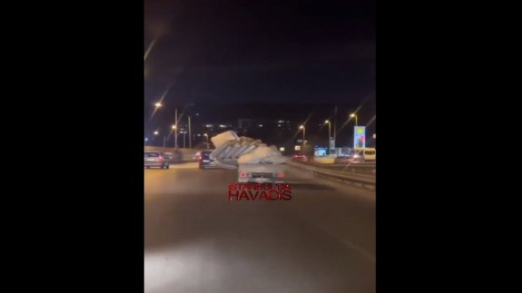 Trafikte yataklı yolculuk tehlikeye davetiye çıkardı