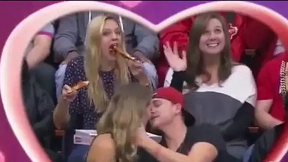 NBA'in yıldızı "Kiss Cam" Türkiye'de uygulanacak