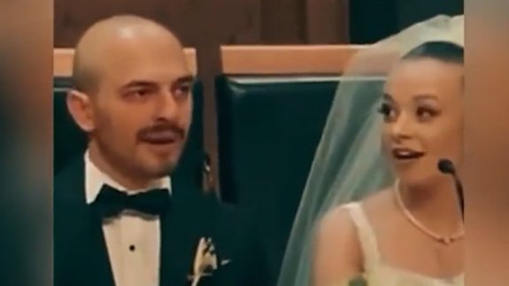 Nikah masasında öyle sözler söyledi ki… Bütün salon ağladı!