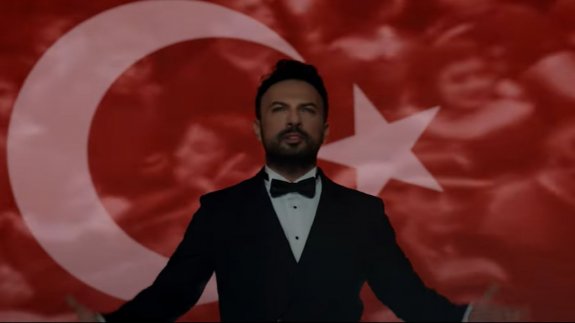 Tarkan’dan 100. yıl marşı!