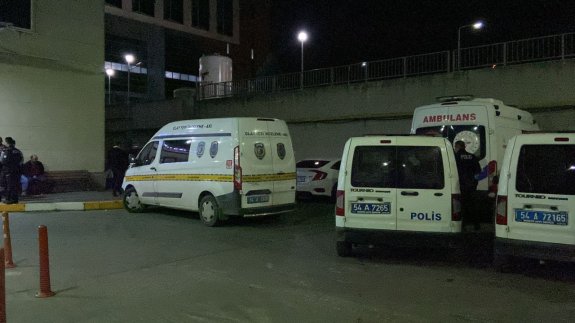 Eski sevgili dehşeti! Otomobildeki abi ve kardeşe ateş açtı: 2 ağır yaralı