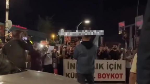 Ünlü kahve zincirine protesto