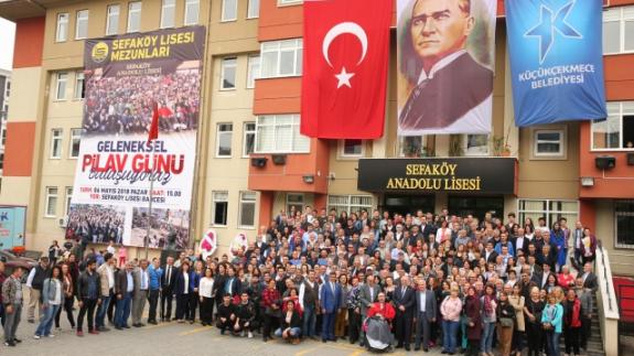 Sefaköy Lisesi Pilav Günü'nde buluştu