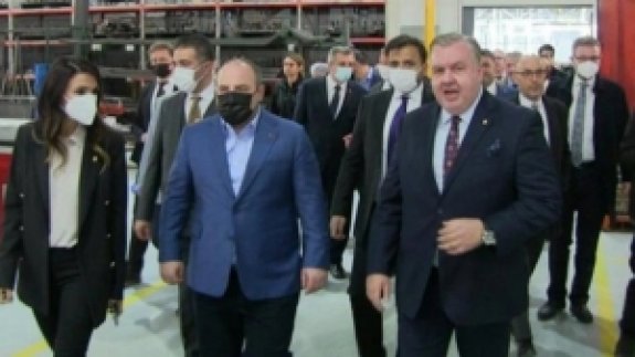 Bakan Varank'tan 'TOGG' açıklaması: Türkiye, kendi markasını Bursa’dan çıkardı