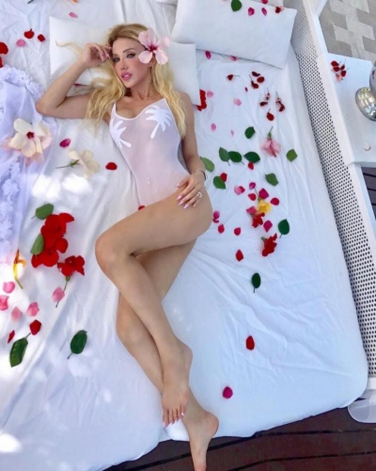 Esra Ersoy Instagram Fotoğrafları 41