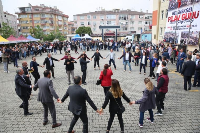 Sefaköy Lisesi Pilav Günü'nde buluştu 11