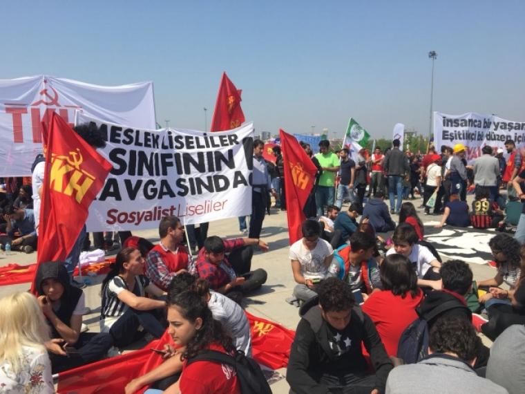 1 Mayıs İşçi Bayramı kutlamaları öncesi hazırlıklar 7