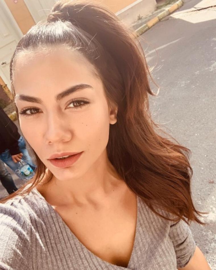 Demet Özdemir fotoğrafları 68