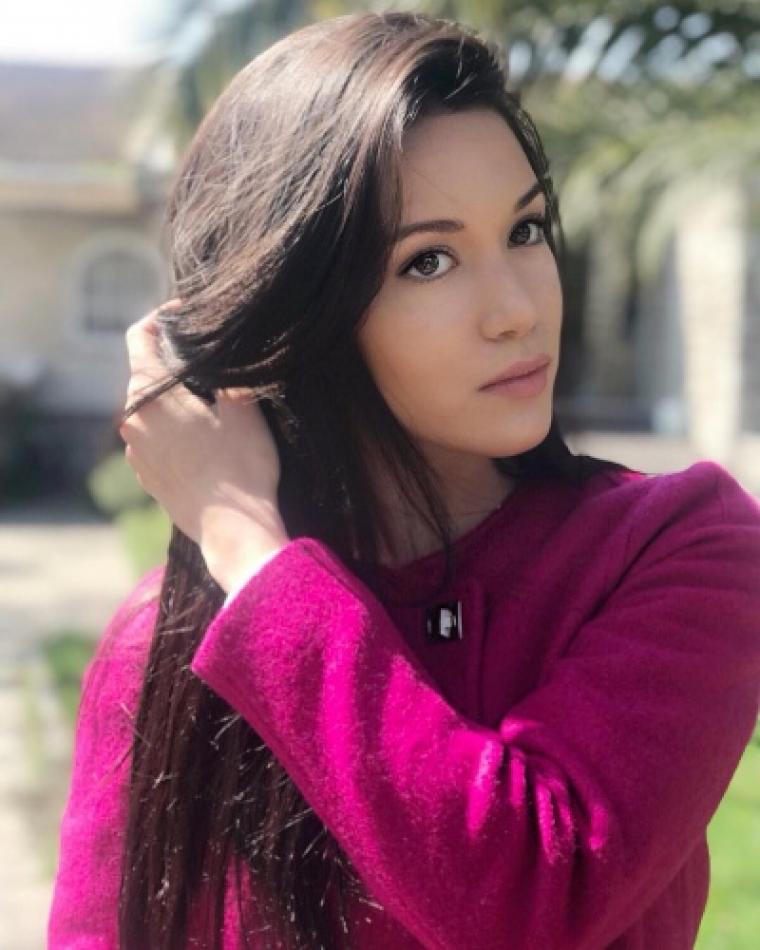 Hazal Subaşı fotoğrafları 49