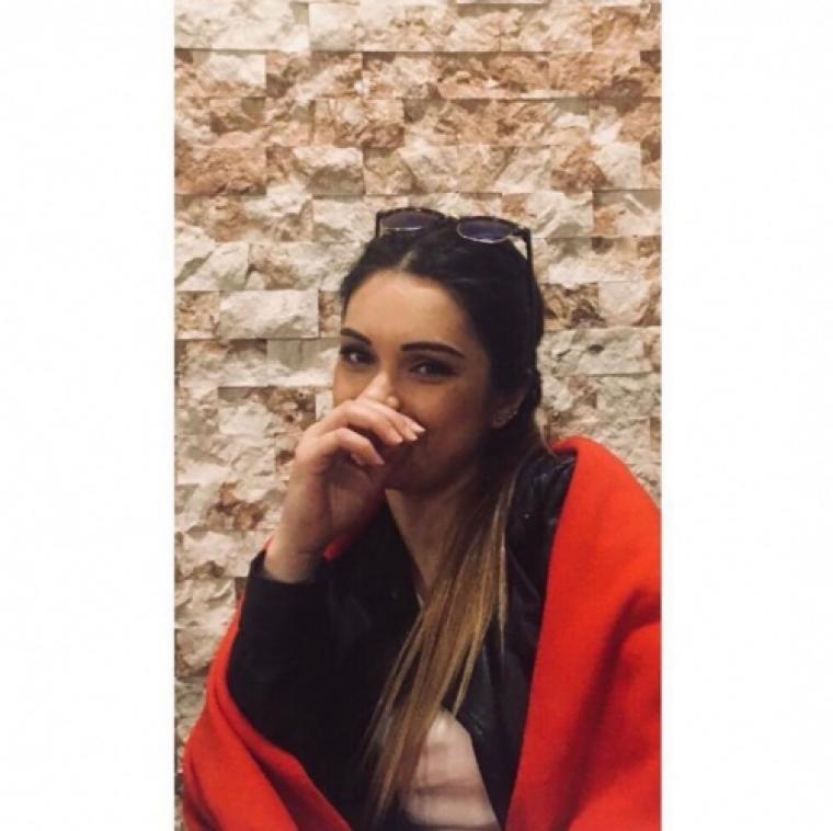 Kuaförüm Sensin Gizem Barış 22