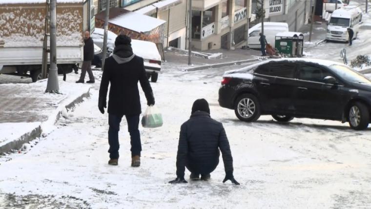 İstanbullu'nun buzla imtihanı 14