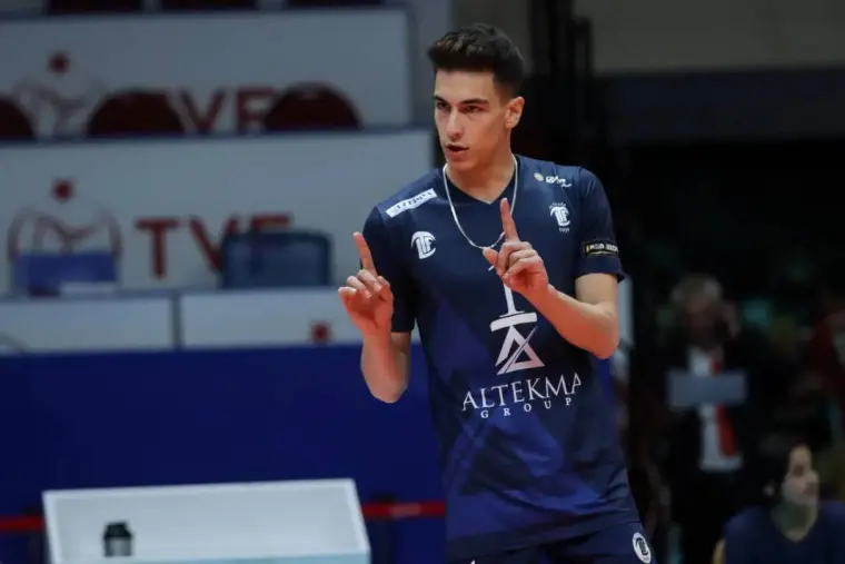 Milli voleybolcu Kaan Gürbüz kimdir, boyu kaç, kaç yaşında, sevgilisi var mı? 7