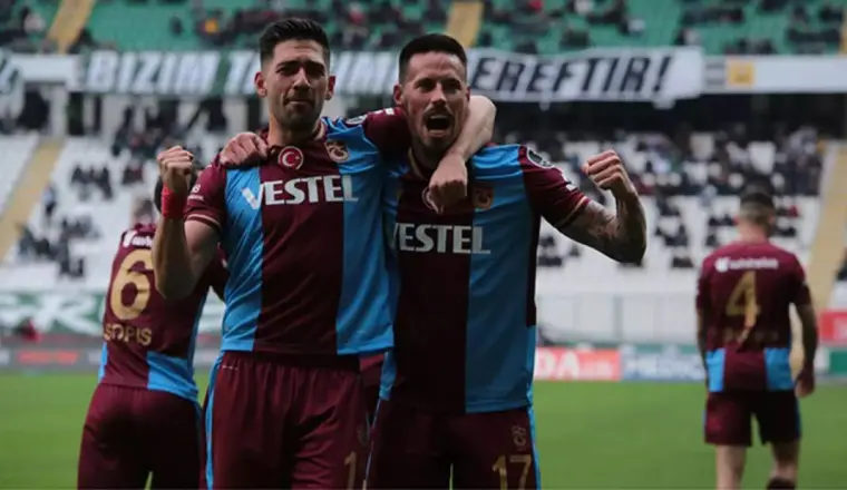 Trabzonspor'da imza günü! KAP açıklaması bekleniyor, yeni isimler yolda... 5