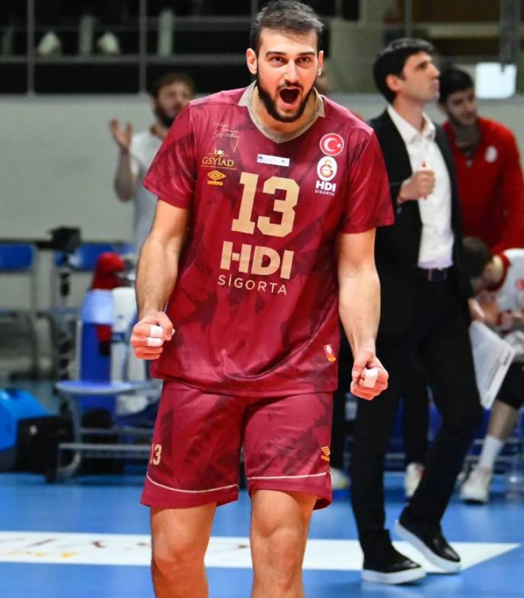 Milli voleybolcu Oğuzhan Karasu kimdir, kaç yaşında, nereli, evli mi, Instagram hesabı var mı? 2