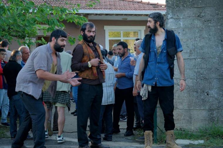 Güven Bana filmi ne zaman vizyona girecek, nasıl izlenir, nerede çekildi, Netflix’te var mı? 3