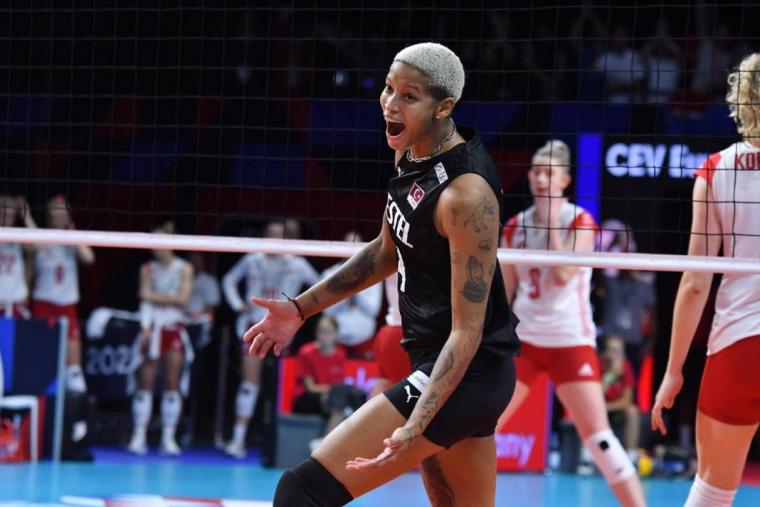 Türkiye İtalya voleybol maçı yarı final TRT 1 canlı takip 4