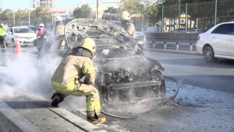 Bakımdan aldığı otomobil 5 kilometre sonra yandı 2