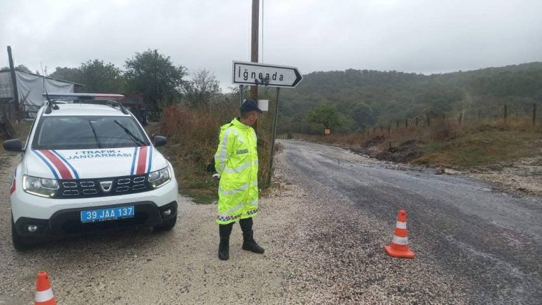 İlde sel felaketi! Dereler taştı, yollar kapandı: 2 ölü, 4 kayıp 1