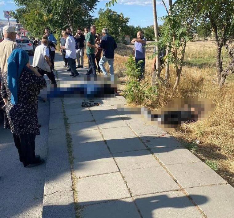 Boşanma davası kanlı bitti: Eşini ve baldızını öldürüp aynı silahla intihar etti 4