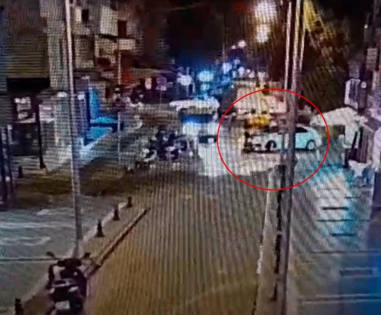 Uygulamadan kaçan sürücü, otomobilini polisin üzerine sürdü 4