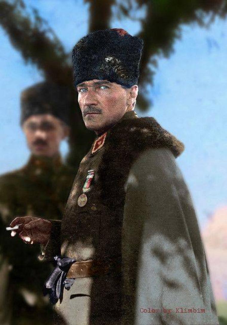 ATATÜRK'ÜN BİRBİRİNDEN GÜZEL FOTOĞRAFLARI 220