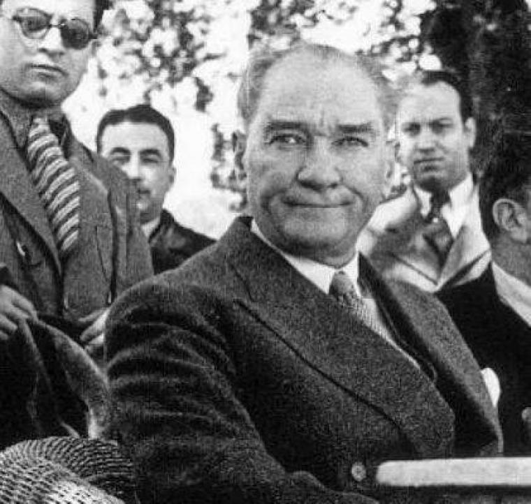 ATATÜRK'ÜN BİRBİRİNDEN GÜZEL FOTOĞRAFLARI 260