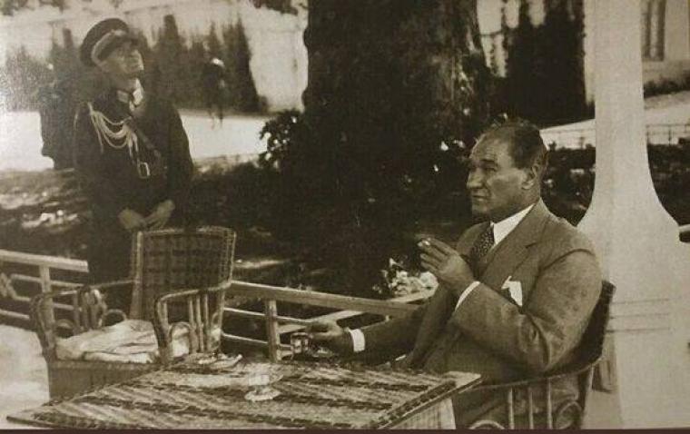 ATATÜRK'ÜN BİRBİRİNDEN GÜZEL FOTOĞRAFLARI 212