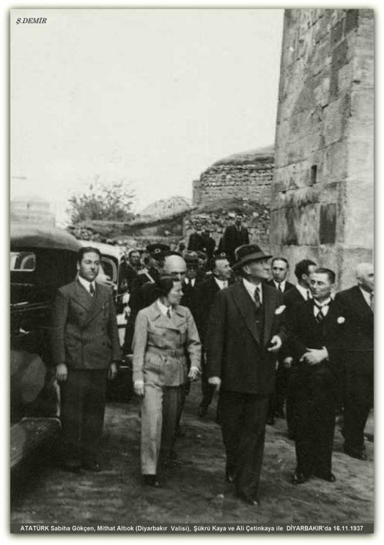 ATATÜRK'ÜN BİRBİRİNDEN GÜZEL FOTOĞRAFLARI 193