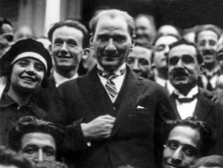 ATATÜRK'ÜN BİRBİRİNDEN GÜZEL FOTOĞRAFLARI 175