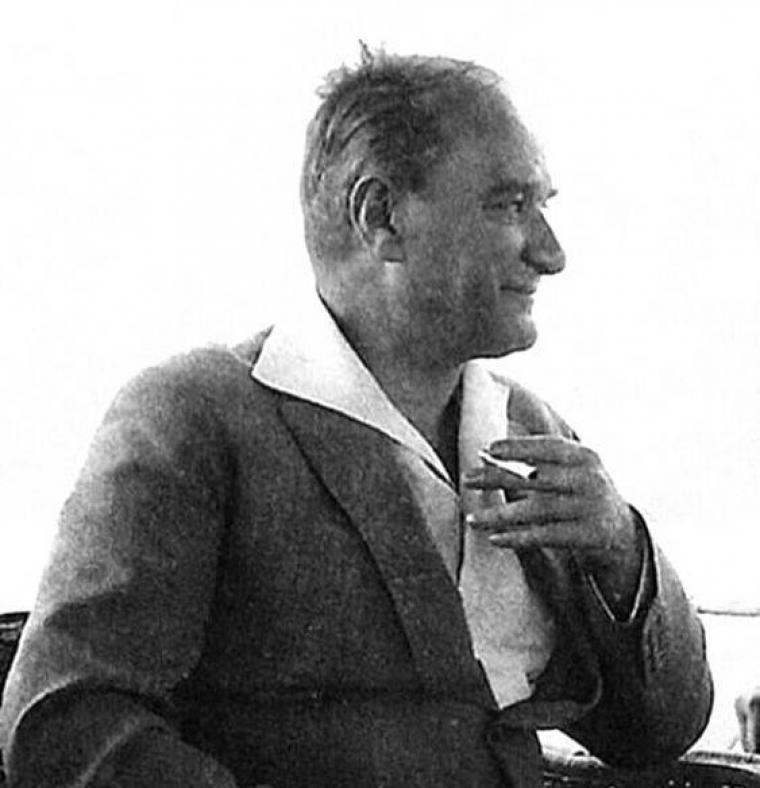 ATATÜRK'ÜN BİRBİRİNDEN GÜZEL FOTOĞRAFLARI 277