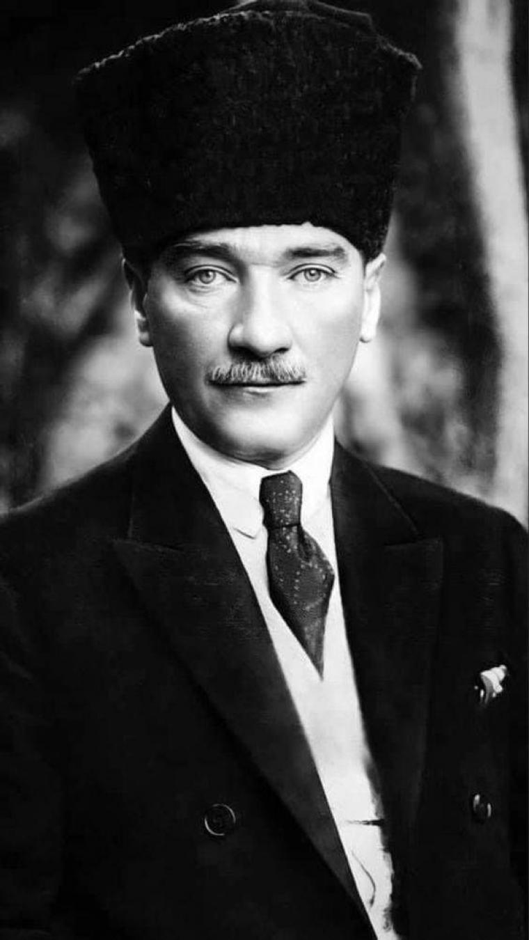 ATATÜRK'ÜN BİRBİRİNDEN GÜZEL FOTOĞRAFLARI 267