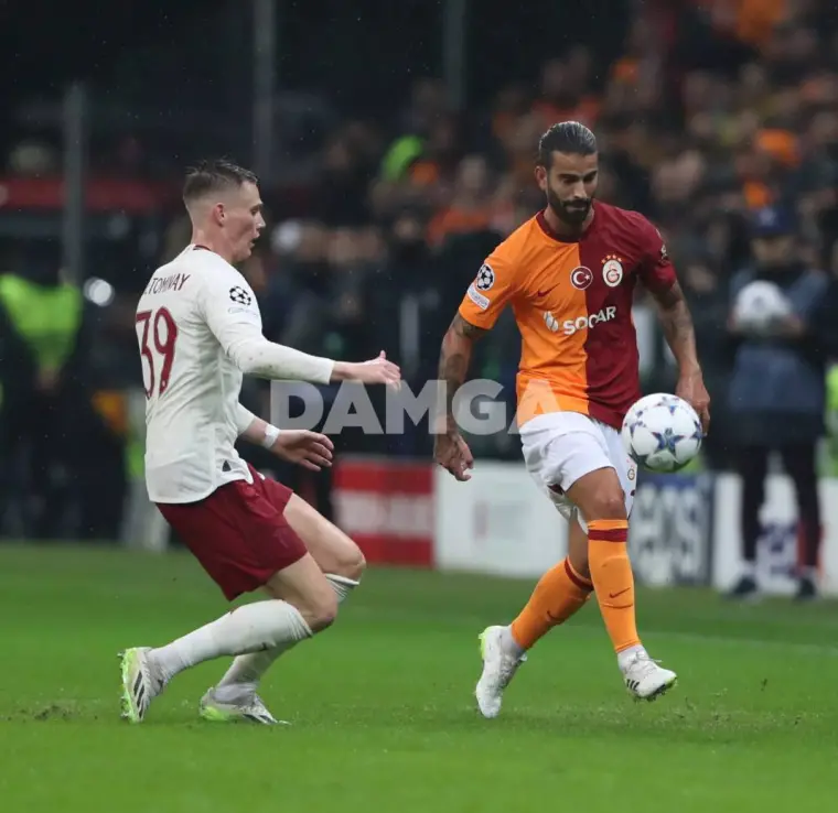 Galatasaray Manchester United ile berabere kaldı 12