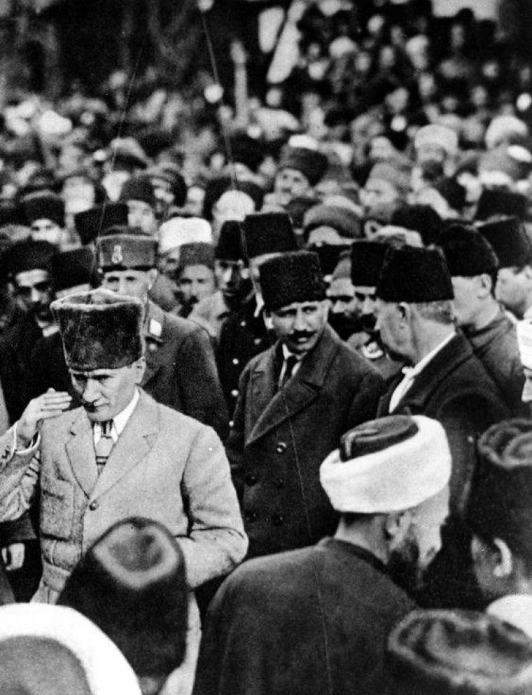 ATATÜRK'ÜN BİRBİRİNDEN GÜZEL FOTOĞRAFLARI 94