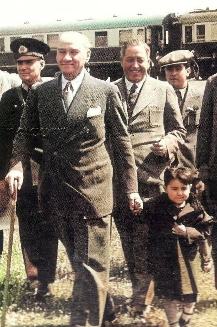 ATATÜRK'ÜN BİRBİRİNDEN GÜZEL FOTOĞRAFLARI 60