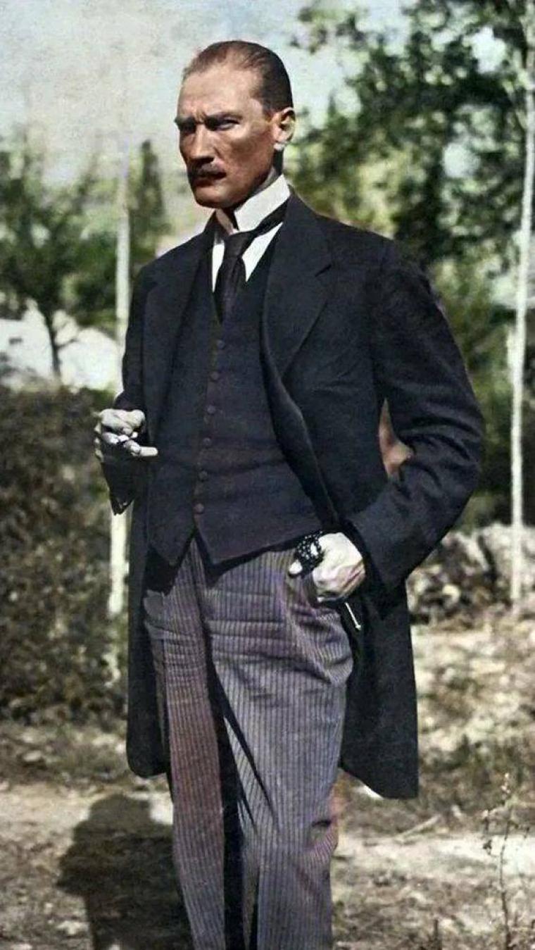 ATATÜRK'ÜN BİRBİRİNDEN GÜZEL FOTOĞRAFLARI 32