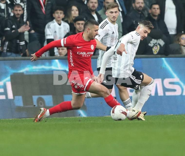 Beşiktaş sahasında kaybetti 11