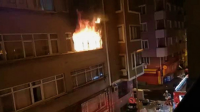 Şişli’de korkutan yangın