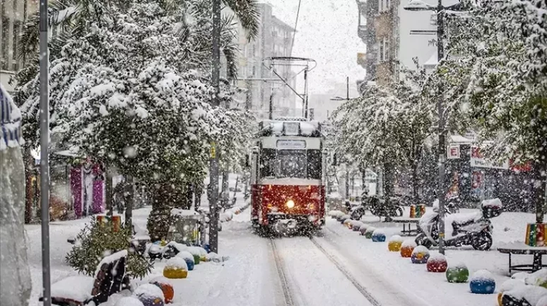 İstanbul'da yarın okullar tatil mi?