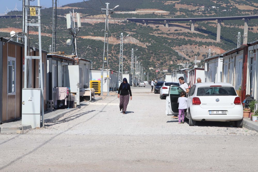 Deprem bölgesinde buruk bayram