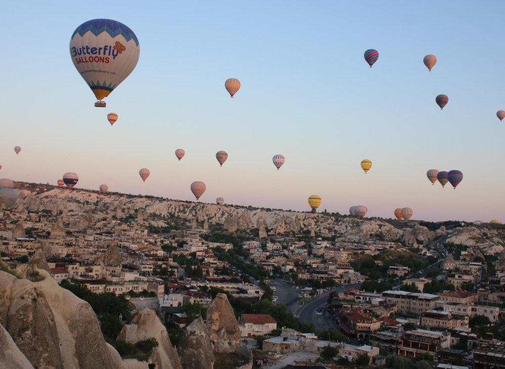 Kapadokya'daki balon turu fiyatları dudak uçuklatıyor