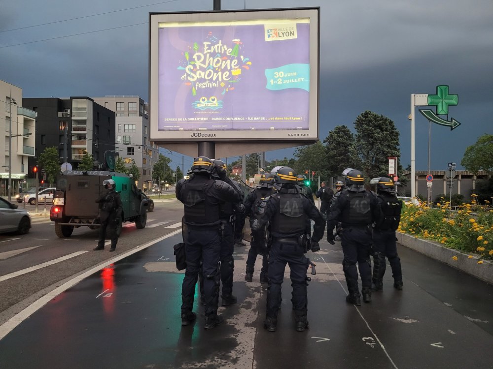 Fransa’daki protestolarda gözaltına alınanların sayısı 667 oldu