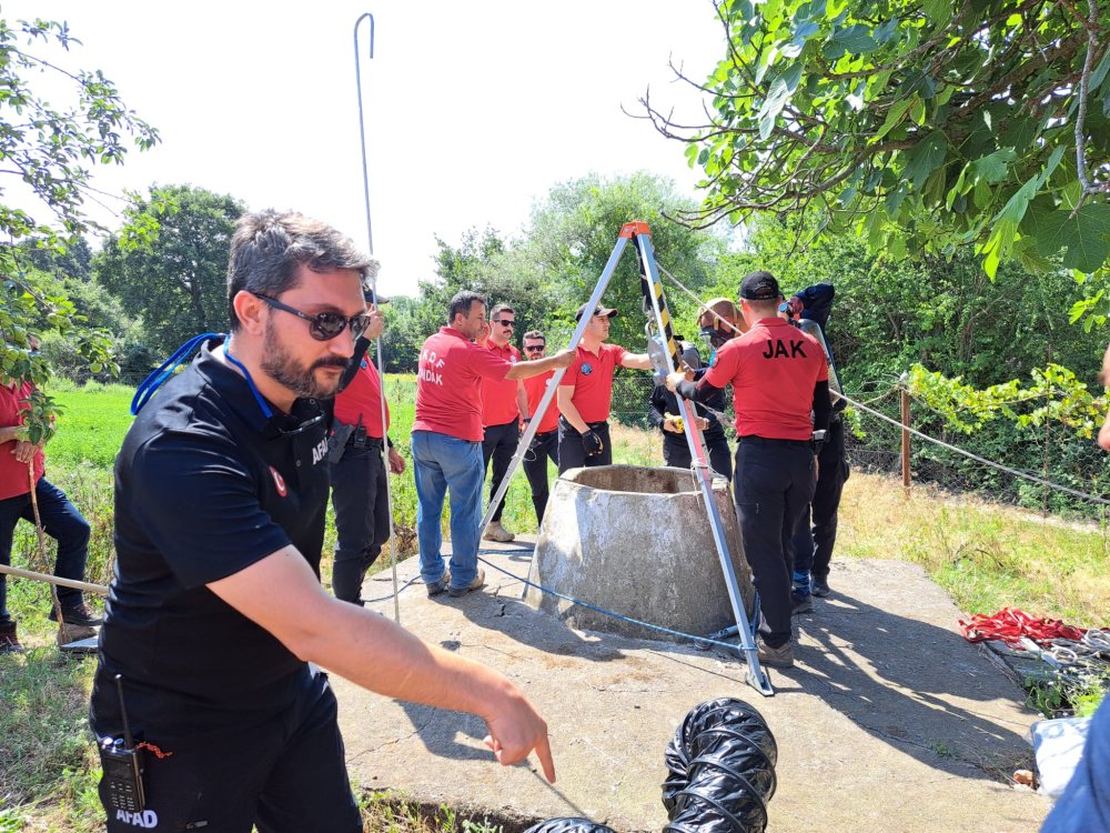 Korhan Berzeg'i arama çalışmalarında 22'nci gün: Su kuyularında iz arandı