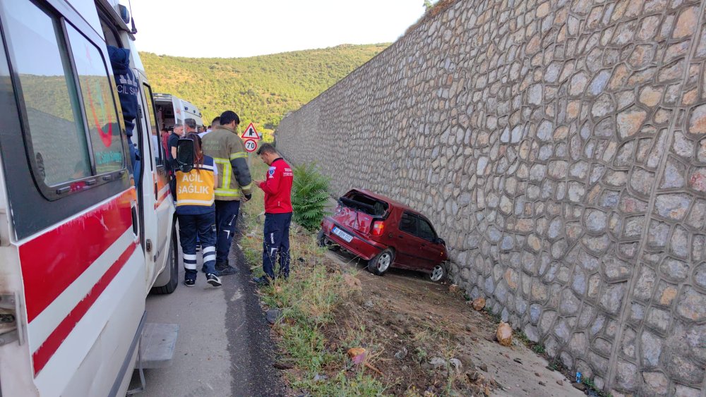 Bursa'da feci kaza: 4 yaralı