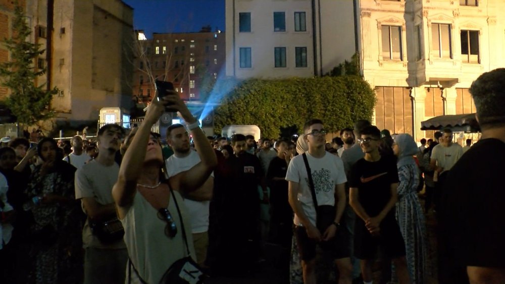 Galata Kulesi 15 Temmuz şehitleri ile anıldı