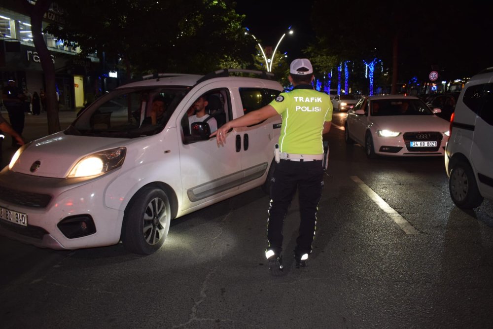 750 polisle 'Huzur' ve 'Güven' uygulaması